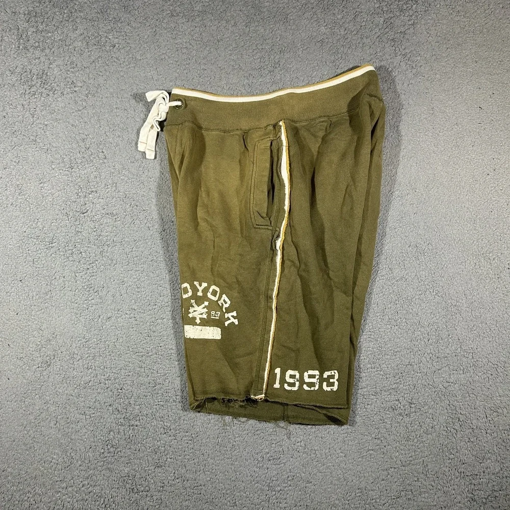 Y2k Zoo York Men's Fleece Olive Green  Sweatpant Shorts Men's Size Small #3367